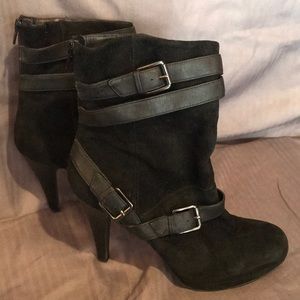 Suede boots